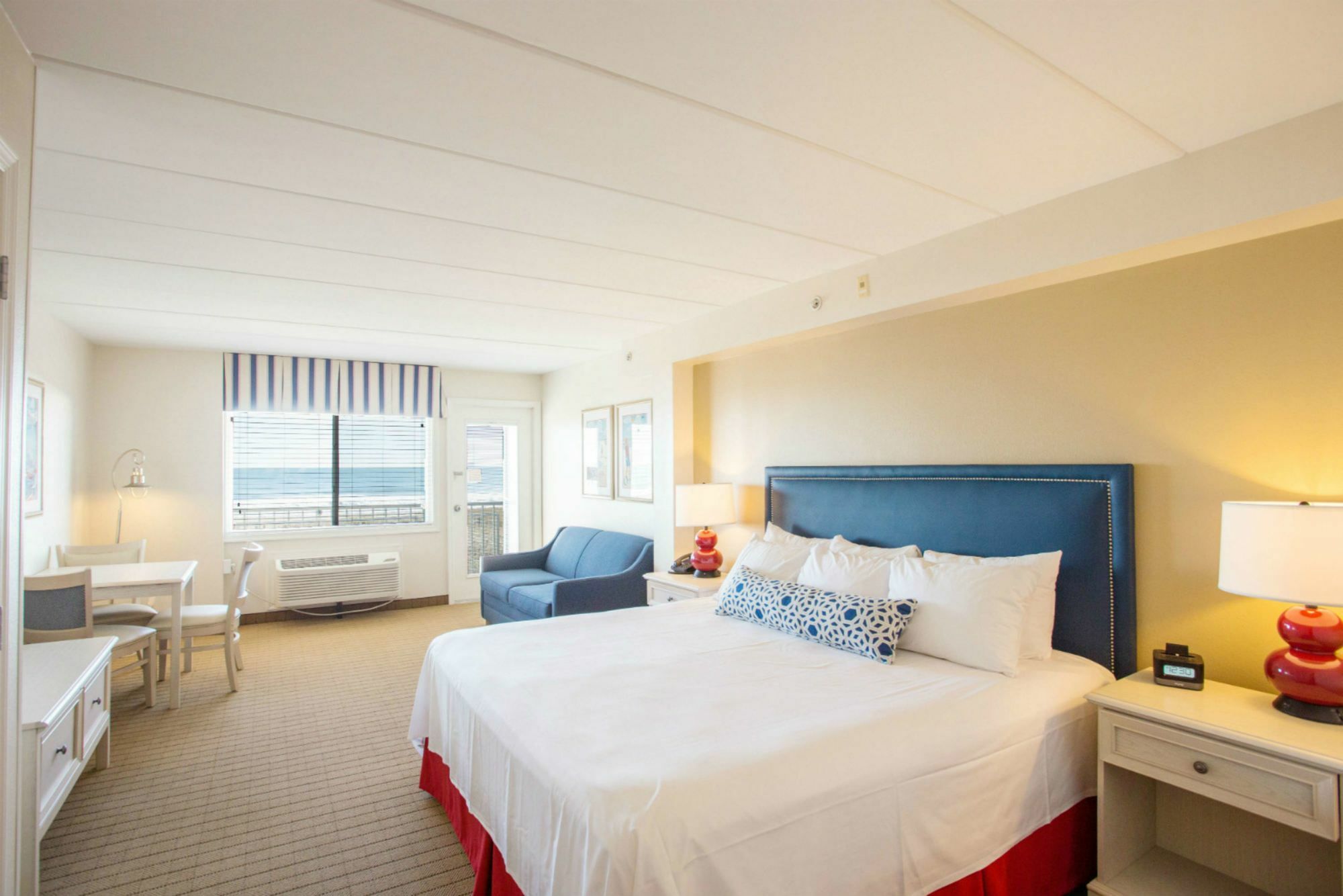 Hilton Garden Inn Ocean City Oceanfront Exterior photo